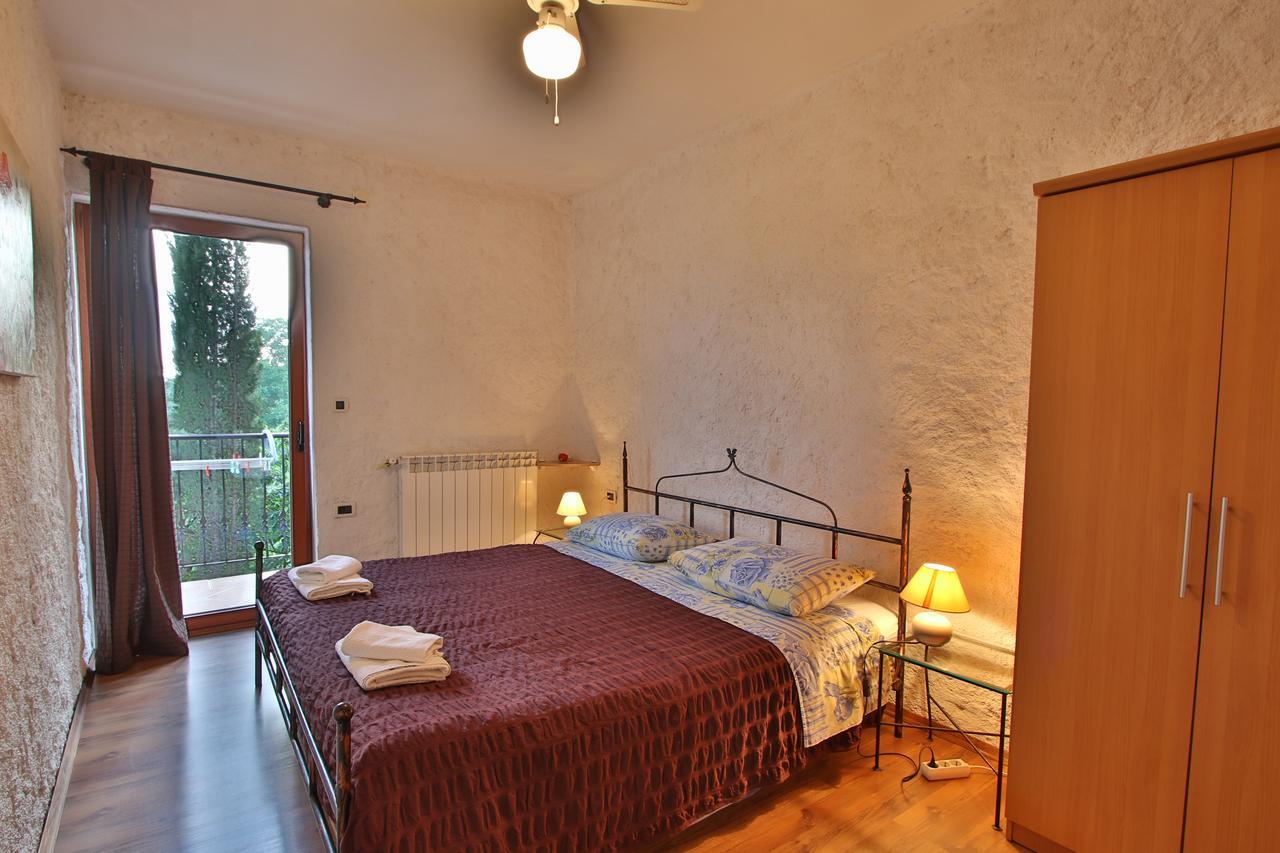 Rooms And Apartment Feral Rovinj Exterior photo