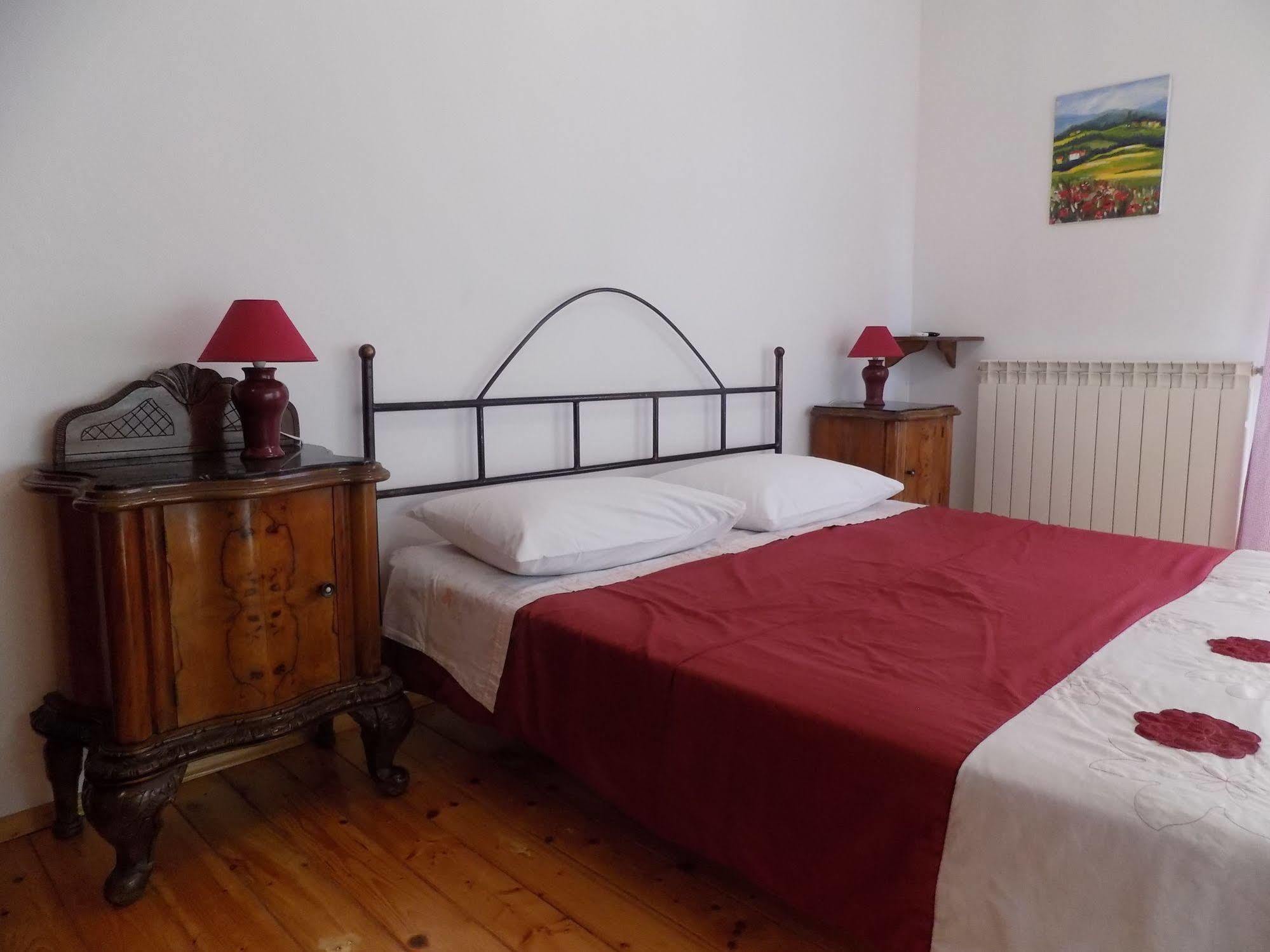 Rooms And Apartment Feral Rovinj Exterior photo