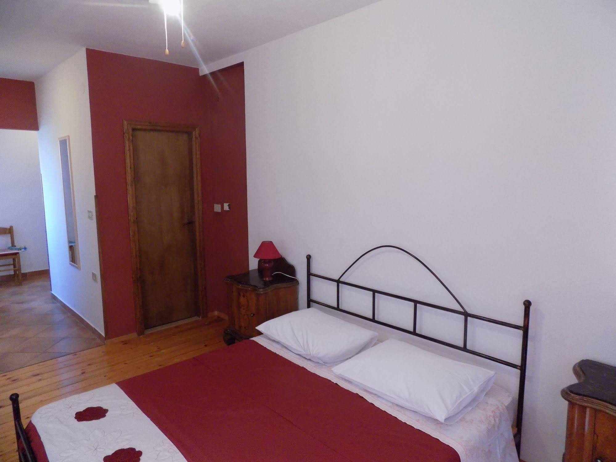 Rooms And Apartment Feral Rovinj Exterior photo